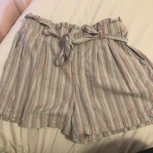American Eagle Paper Bag Shorts